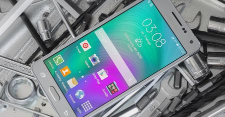 Samsung z nową strategią – zmiany dotkną smartfony ze średniej półki