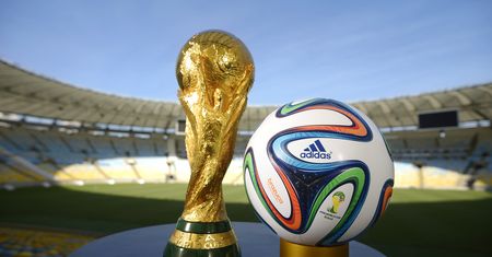 Mistrzostwa Świata w Brazylii. Obrazili katolików reklamą mundialu?