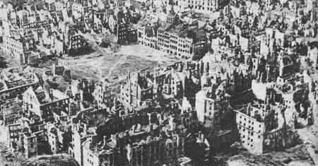 Reparacje wojenne od Niemiec. Polska dostała 1,5 mld euro, ale do innych krajów nam daleko