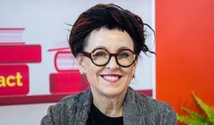 Olga Tokarczuk tłumaczy się z głośnej wypowiedzi o AI. "Korzystam na tych samych zasadach"