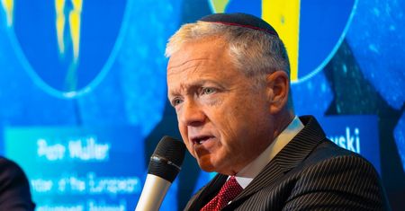 Kandydat na ambasadora USA w Polsce pojawił się nad Wisłą. Spotkania z PiS