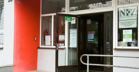 Do lekarza bez kolejki. Oto komu przysługuje ten przywilej