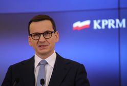 Protesty przeciw "lex TVN". Morawiecki: Tusk zachowywał się bardzo agresywnie