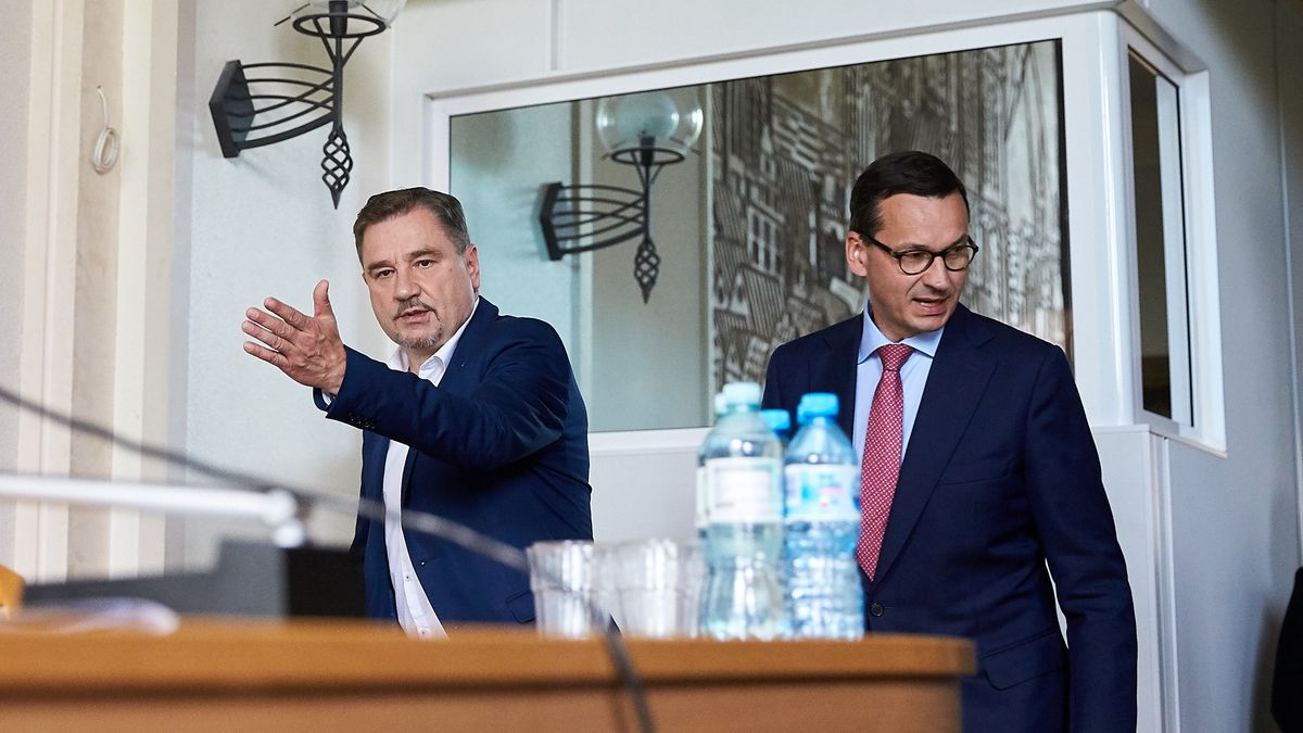 Mateusz Morawiecki podczas konferencji z przedstawicielami "Solidarności" zapowiedział wzrost płac w sferze budżetowej