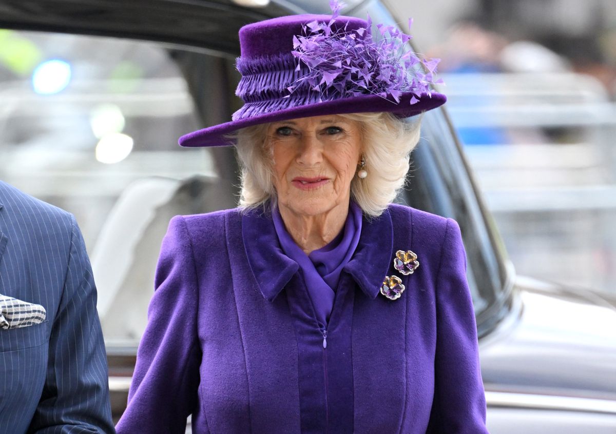 Torebka księżnej Camilli przykuła uwagę fanów rodziny królewskiej 