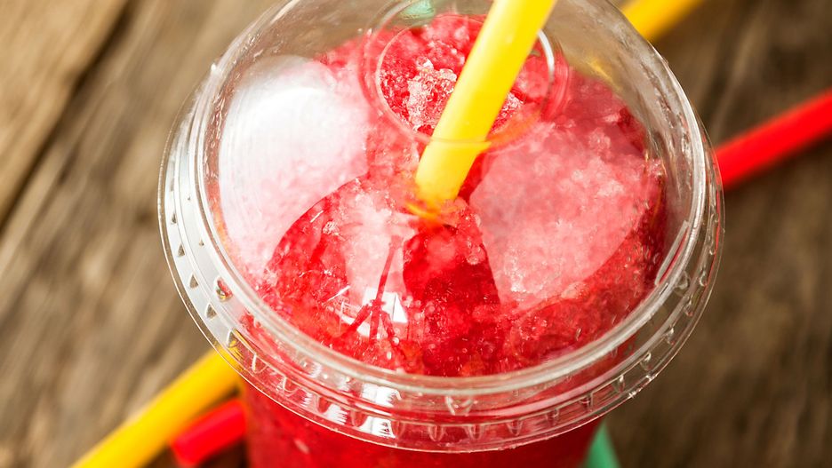 Granita truskawkowa. Orzeźwiający deser w prostym przepisie