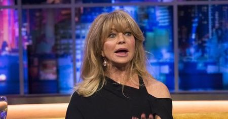 Goldie Hawn i jej dziwne zachowanie na wizji. Aktorka wyjątkowo dobrze się bawiła...