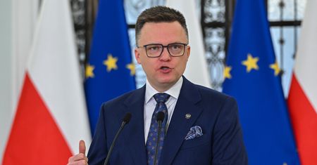 Trwają wybory w Polsce 2050. Hołownia wystosował specjalny list