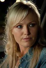 "The Smart One": Malin Akerman głupszą siostrą Portii de Rossi