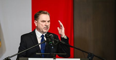 PiS ma pokryć koszty wyjazdu. Wyciekł mail z ustaleniami