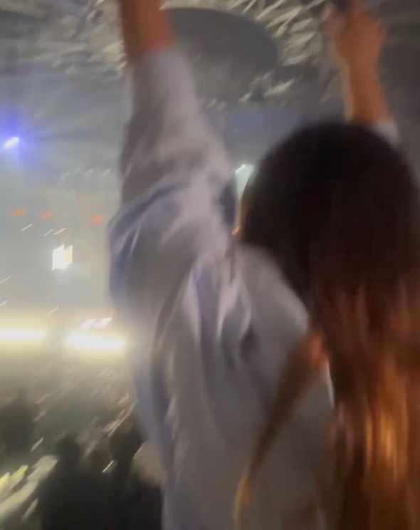 Dua Lipa zaśpiewała piosenkę Ewy Farnej 