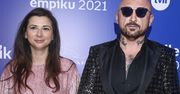 Patryk Vega z żoną na gali Bestsellerów Empiku. Oboje postawili na błysk