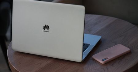 Koniec aktualizacji urządzeń Huawei z Usługami Google? Wygasła tymczasowa licencja (aktualizacja)