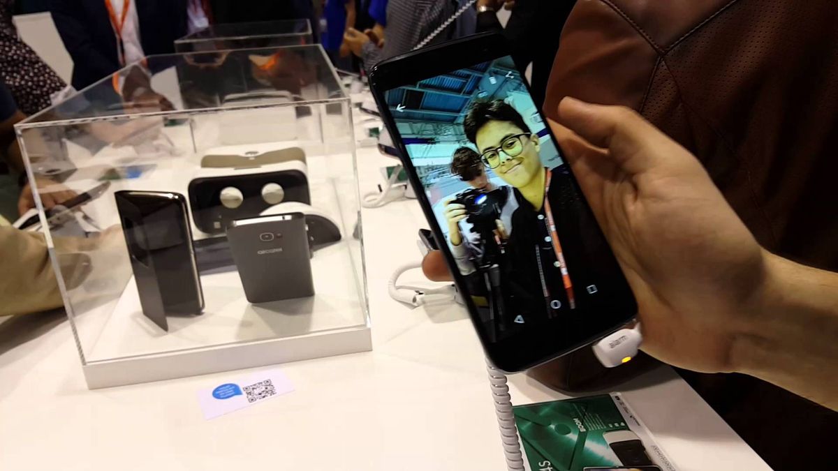 Alcatel Idol 4 i Idol 4S w naszych rękach [wideo] 1