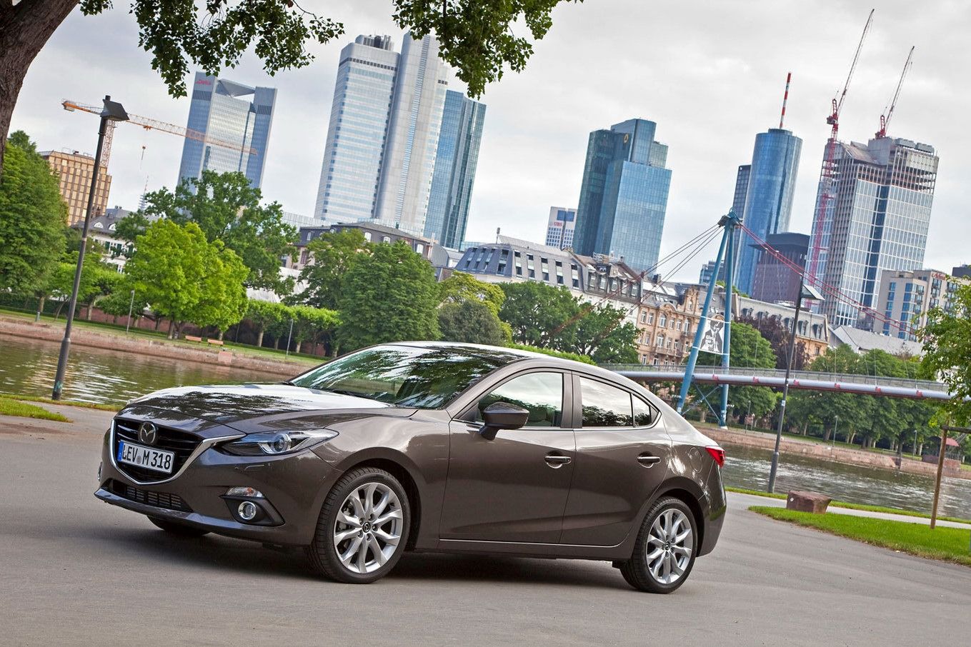 Nowa Mazda3 sedan w pełnej krasie [galeria] 7