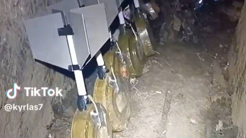 Przerobione miny przeciwpancerne TM-62 w charakterze bomb.