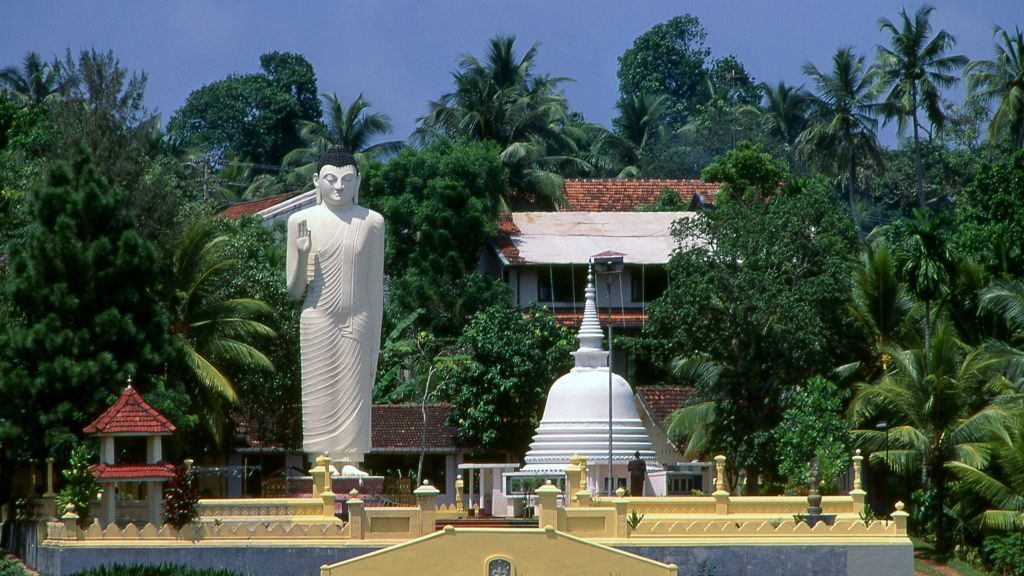 Sri Lanka chce wydalić setki tysięcy Rosjan, którzy uciekli na wyspę po wybuchu wojny w Ukrainie