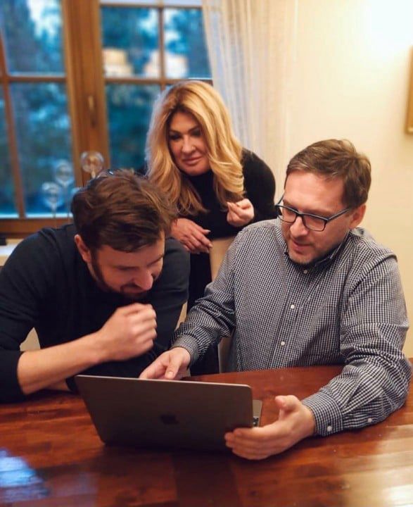Beata Kozidrak, producent Leszek Bodzak oraz reżyser i autor scenariusza  Piotr Domalewski 