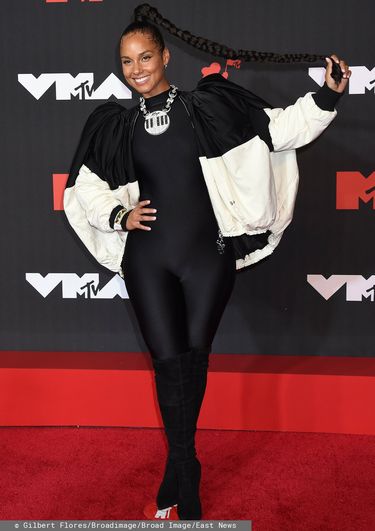Alicia Keys – MTV VMA 2021, kreacja: Louis Vuitton
