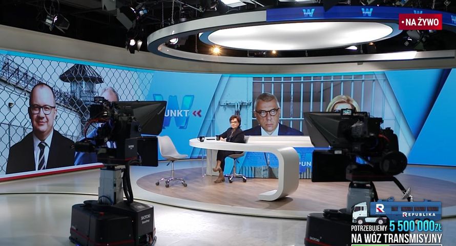 TV Republika chwali się nowym studiem. Pierwszy program z robotami kamerowymi