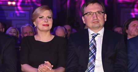 Żona Zbigniewa Ziobry w Brukseli. Tyle ma zarobić w nowej pracy