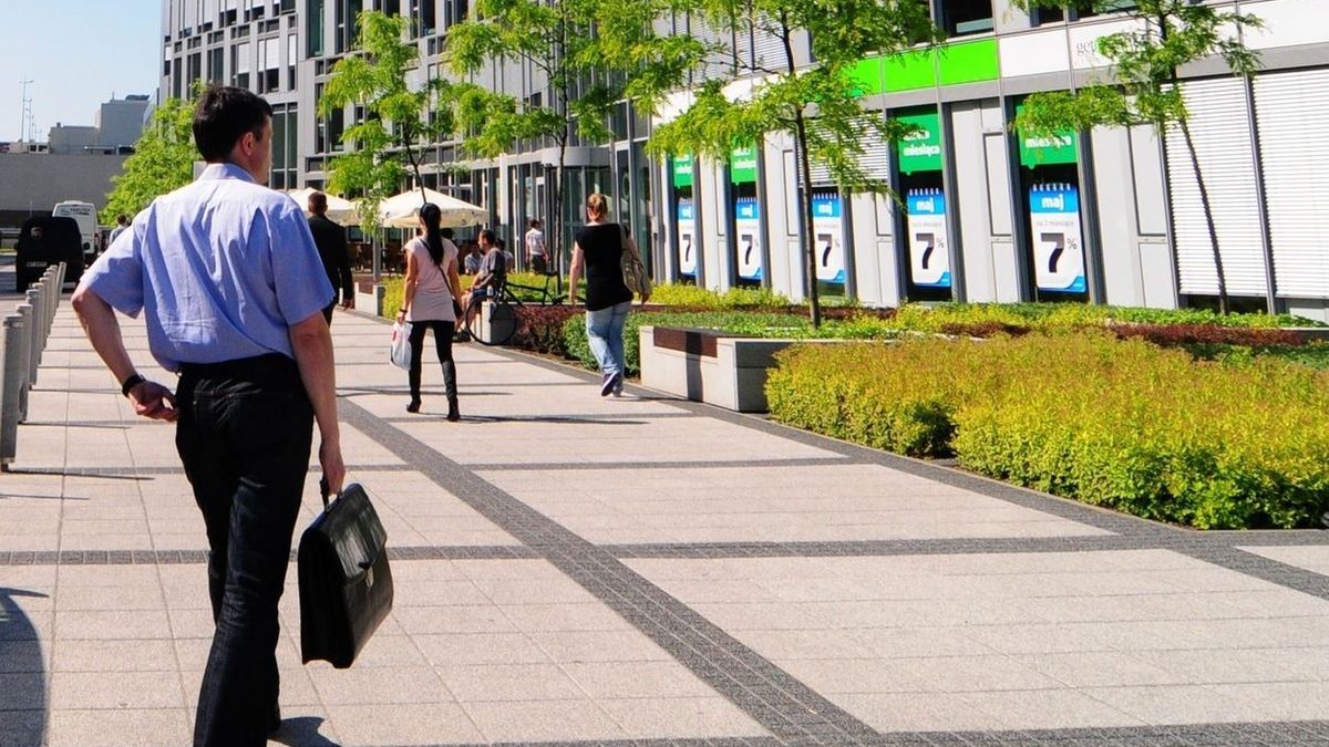 Coraz więcej Polaków deklaruje chęć otworzenia własnej działalności