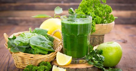 Smoothie warzywne z jarmużem