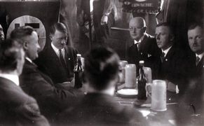 National Geographic HD Hitler i jego świta