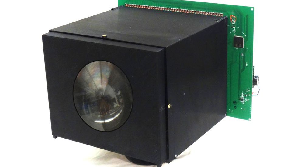 Kameruum mobile – prototypowa kamera, zasilana wyłącznie światłem padającym na matrycę 1