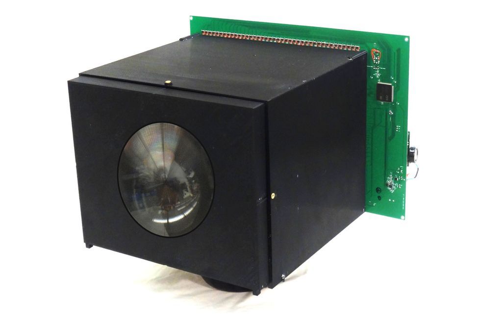 Kameruum mobile – prototypowa kamera, zasilana wyłącznie światłem padającym na matrycę