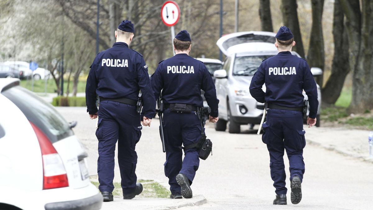 reporter_baza_2022-04
25.04.2022 Olsztyn fot. Artur Szczepanski/REPORTER n/z patrol policji
Artur Szczepanski/REPORTER