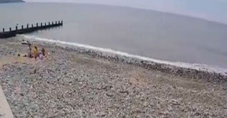 17-latek zgwałcił 15-latkę na oczach plażowiczów. Podejrzany wyszedł z aresztu