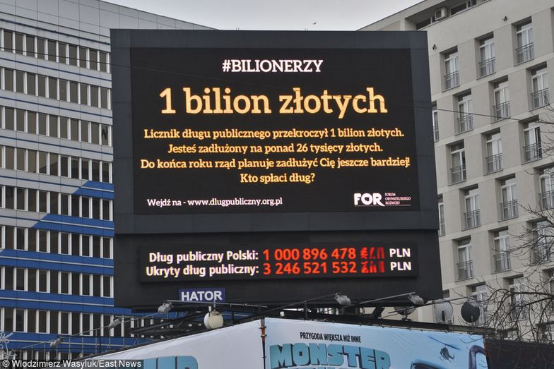 Polska została w tym roku bilionerem. Nie ma jednak powodów do dumy.