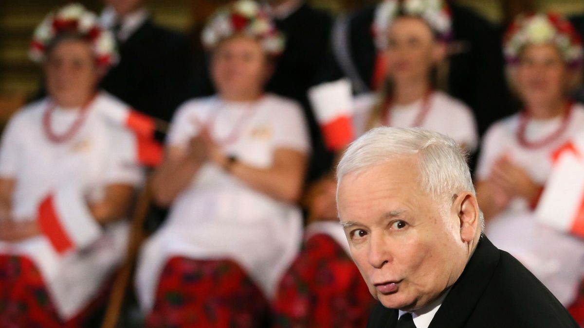 Prezes PiS od kilku tygodni jeździ po Polsce i opowiada mieszkańcom o dotychczasowych zasługach PiS