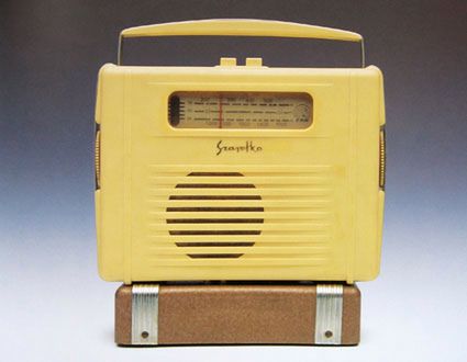 Kultowe gadżety sprzed ponad pół wieku: Syrena, radio Szarotka, skuter Osa i inne 4