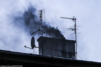 Złe dane na temat zanieczyszczenia powietrza. W tym roku już dziewięć dni z alarmem smogowym