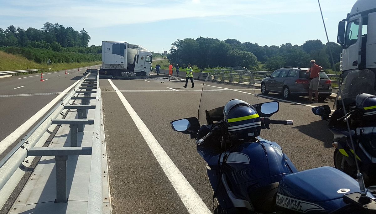 Wypadek na drodze do Limoges. Nasz czytelnik był na miejscu