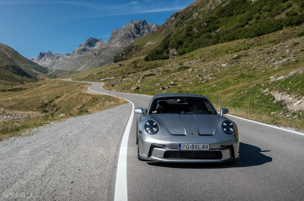 Porsche 911 GT3 z Pakietem Touring (2023)