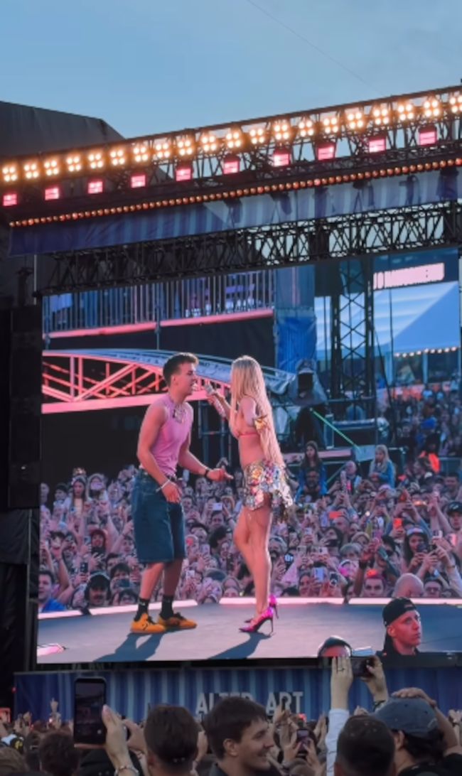 Zara Larsson zaprosiła go na scenę. To radny z Konina
