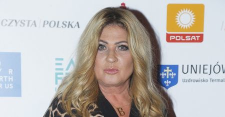 Beata Kozidrak pokazała salon. "Królowa" leży na kanapie