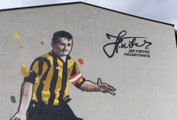 Katowice. Jan Furtok ma swój mural, to żywa legenda GieKSy