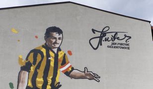 Katowice. Jan Furtok ma swój mural, to żywa legenda GieKSy