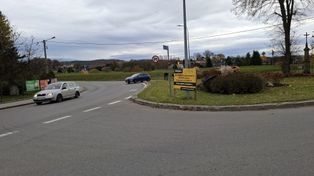 Radziszów: Na rok zostanie zamknięta strategiczna droga w podkrakowskim. Będą budowane dwa mosty