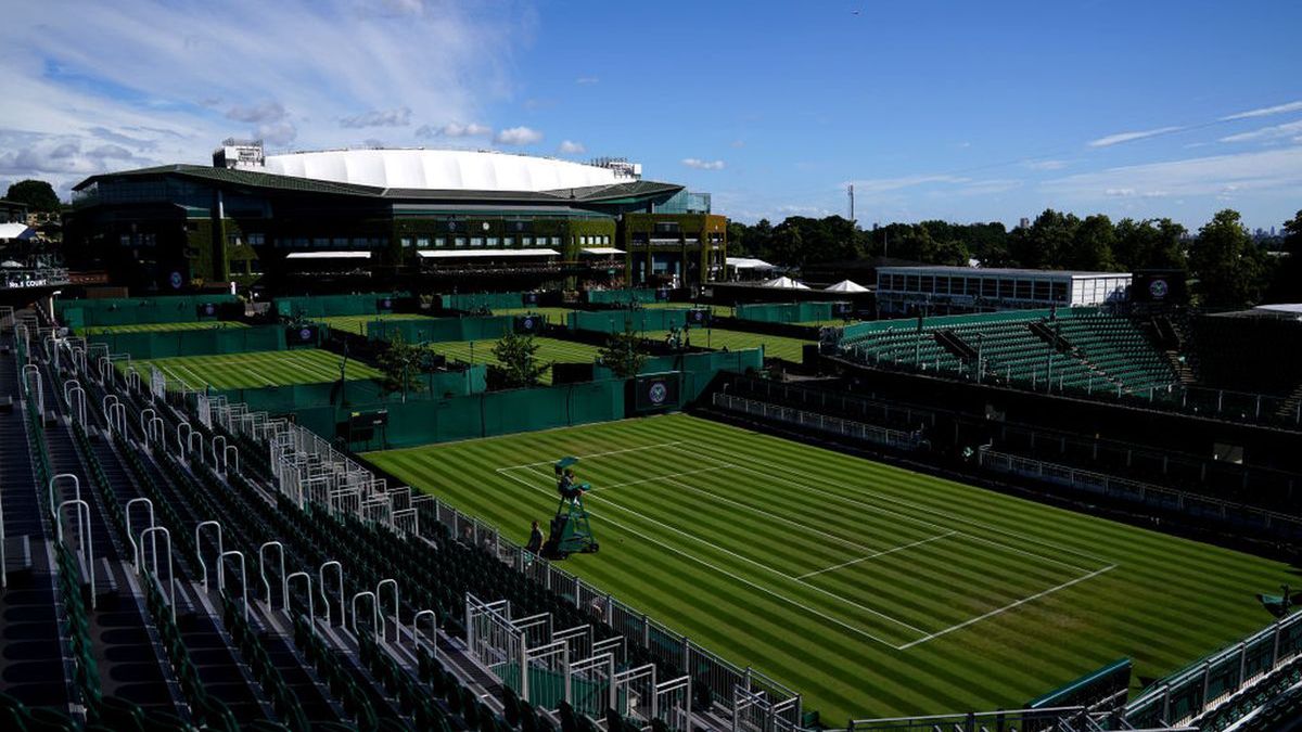 Zdjęcie okładkowe artykułu: Getty Images / John Walton - PA Images / Na zdjęciu: korty Wimbledonu