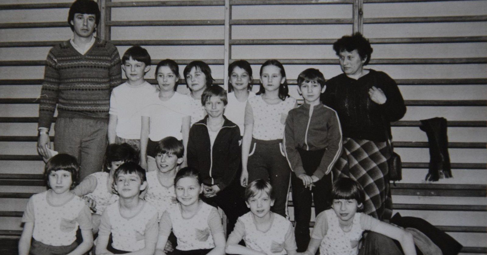 Szkoła Podstawowa nr 12 i Gimnazjum nr 5 w Zduńskiej Woli. Historia tworzona przez ludzi. Mamy wyjątkowe zdjęcia
