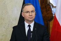 Andrzej Duda, Alar Karis
Tallinn, Estonia, 08.04.2025. Prezydent RP Andrzej Duda podczas wsp�lnego z prezydentem Estonii Alarem Karisem spotkania z przedstawicielami medi�w w Pa�acu Prezydenckim w Tallinnie, 8 bm. Polska para prezydencka przebywa z wizyt� w Estonii. (jm) PAP/Albert Zawada
Albert Zawada
dyplomacja, mina, polityk, polityka, portret, prezydent, wizyta, wizyta zagraniczna, medi�w media, briefing prasowy, konferencja prasowa
