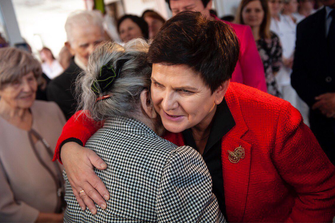 Z inicjatywy rządu Beaty Szydło obniżono wiek emerytalny 