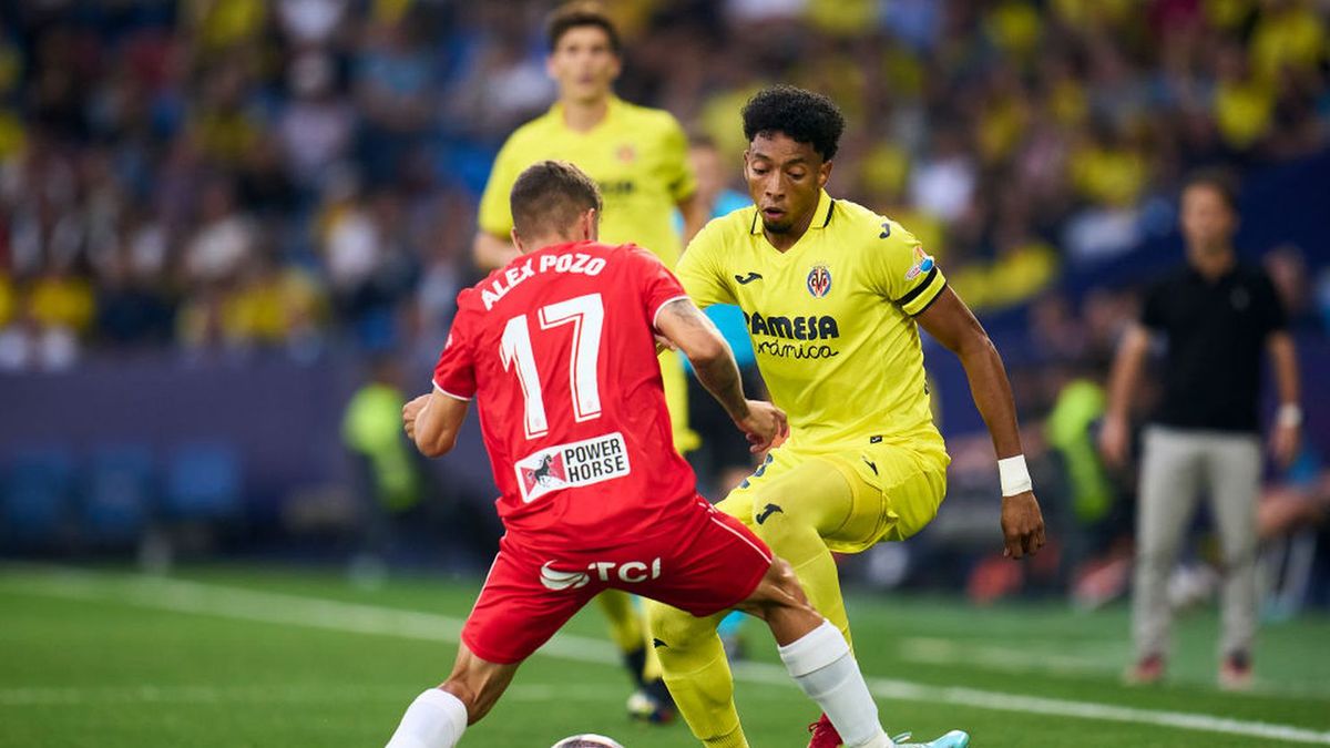 Getty Images / Aitor Alcalde / Na zdjęciu: Alejandro Pozo (z lewej) i Johan Mojica (z prawej)