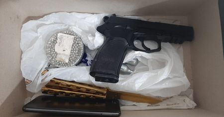 Policjant postrzelony w głowę podczas interwencji