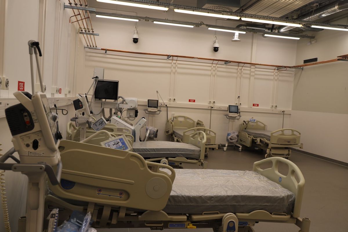 Śląskie. W szpitalach woj. śląskiego wolne pozostaje 798 miejsc dla chorych na COVID-19.